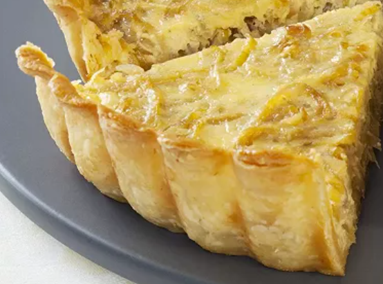 Zibelechueche (tarte bernoise aux oignons)
